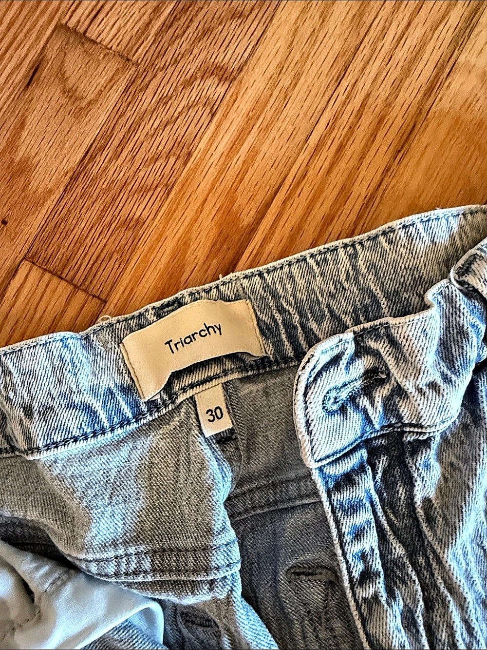 Triarchy Bootcut Leg Jeans in Blue Waist 30 Like New - Picture 4 of 6